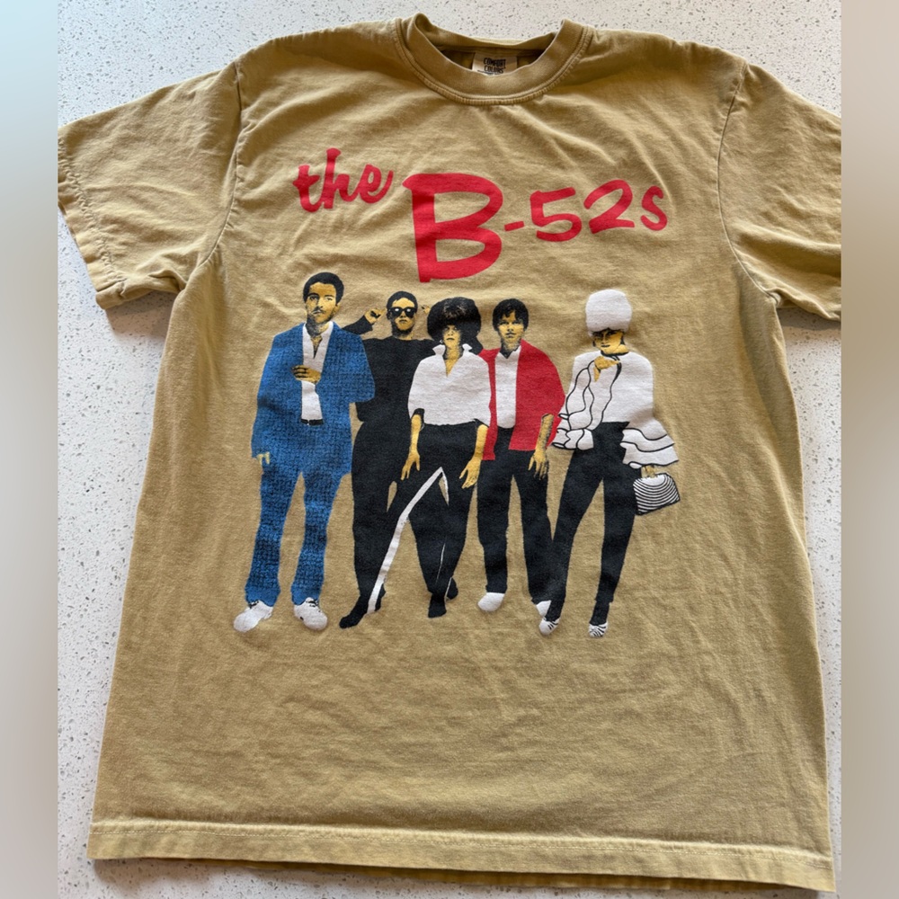 The B-52s 'Rock Lobster' Yellow Comfort Colors T-Shirt Size Medium